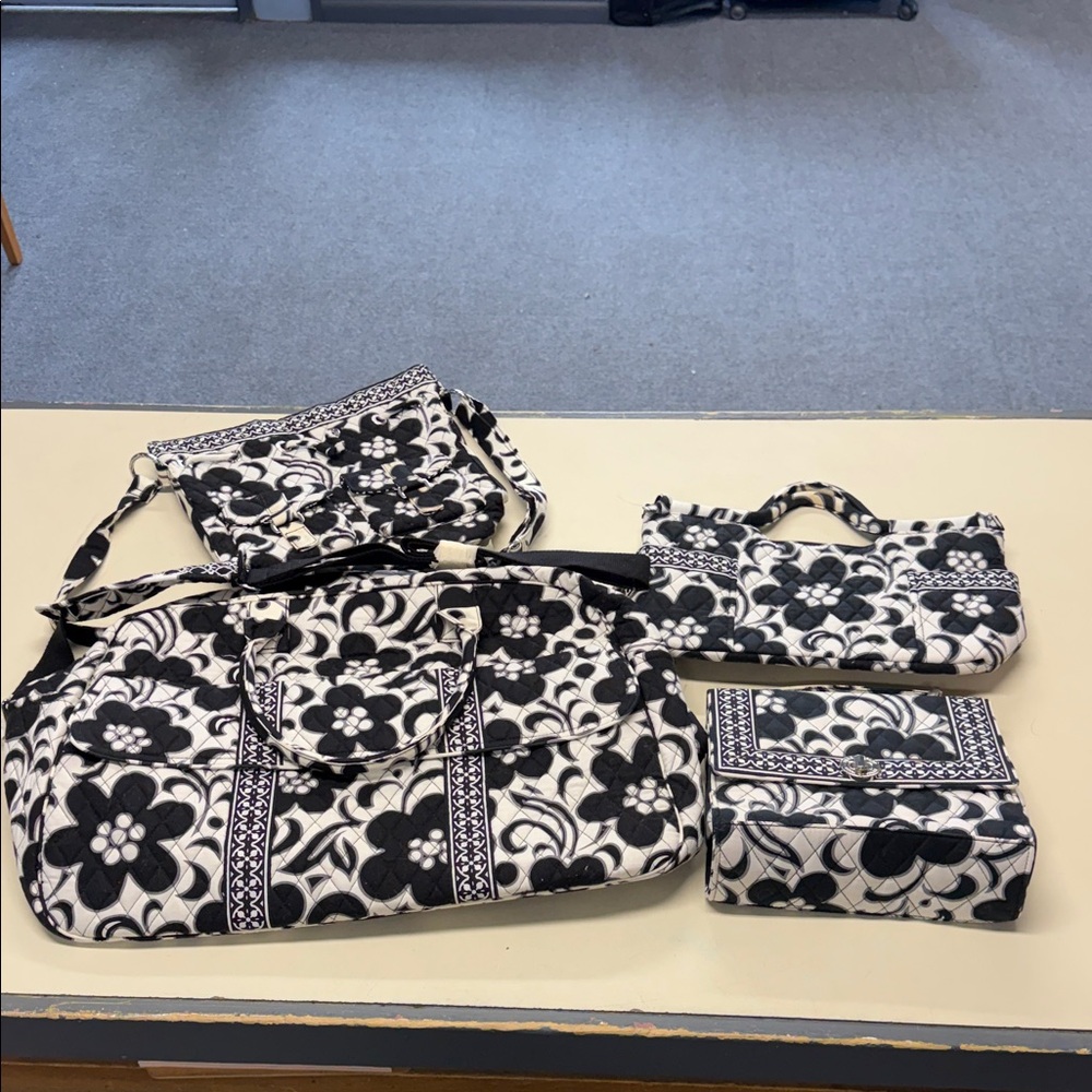 Vera Bradley Night & Day set- Black & White